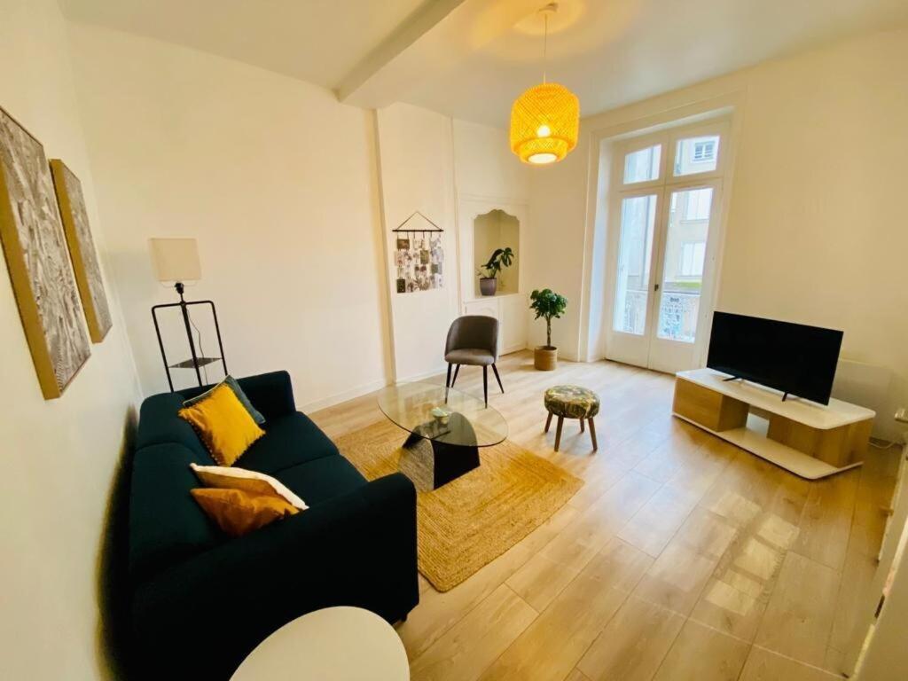 Au Coeur De Ville Laval  Quarto foto