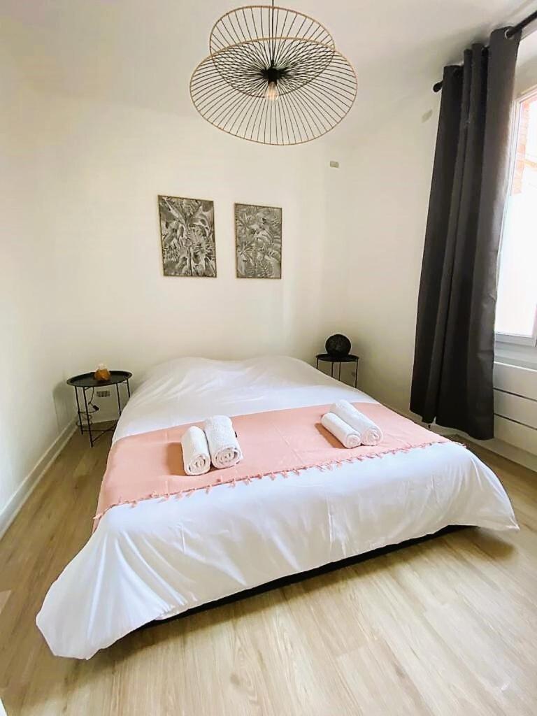 Au Coeur De Ville Laval  Quarto foto